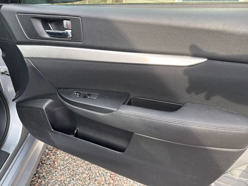 Used 2012 Subaru Legacy 2.5i Premium image 16