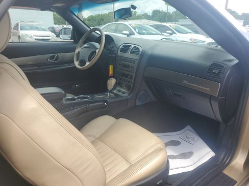 Used 2005 Ford Thunderbird image 11