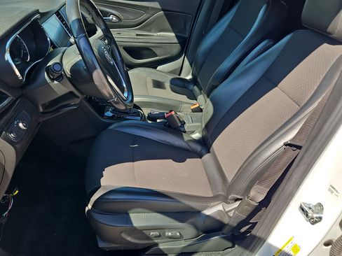 Certified 2018 Buick Encore Preferred FWD image 23