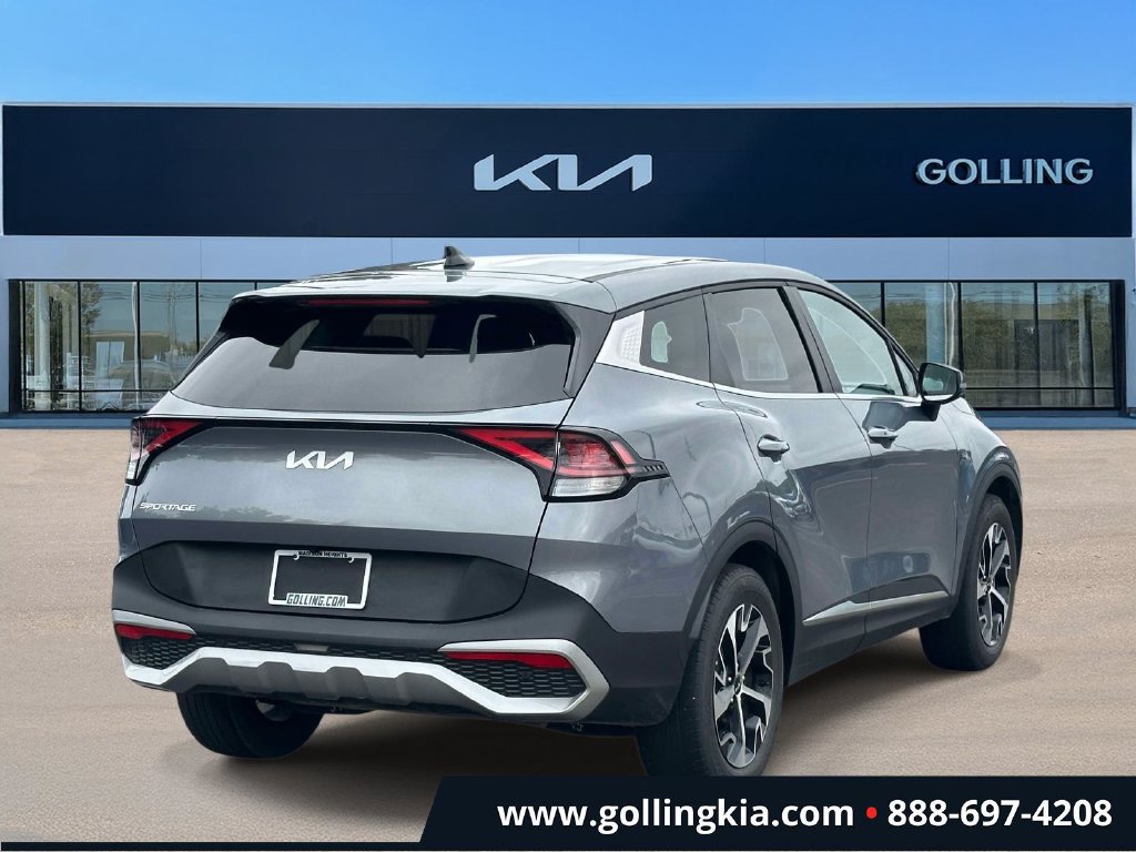Certified 2024 Kia Sportage EX FWD image 3