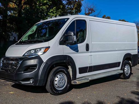 Used 2023 RAM ProMaster 2500 image 3