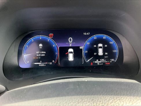 Used 2023 Toyota Highlander Platinum FWD image 26