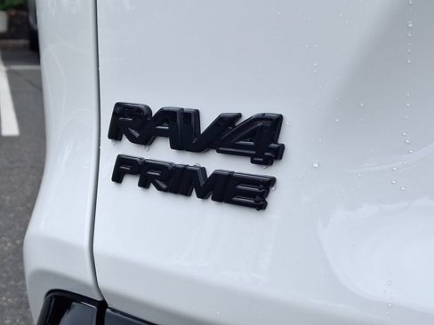 Used 2023 Toyota RAV4 SE w/ Weather & Moonroof Package AWD/4WD image 32