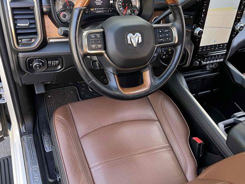 Used 2022 RAM 2500 Limited AWD/4WD image 26