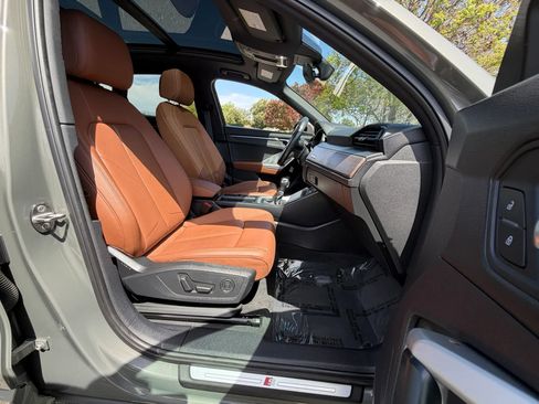 Used 2019 Audi Q3 2.0T Premium Plus AWD/4WD image 13