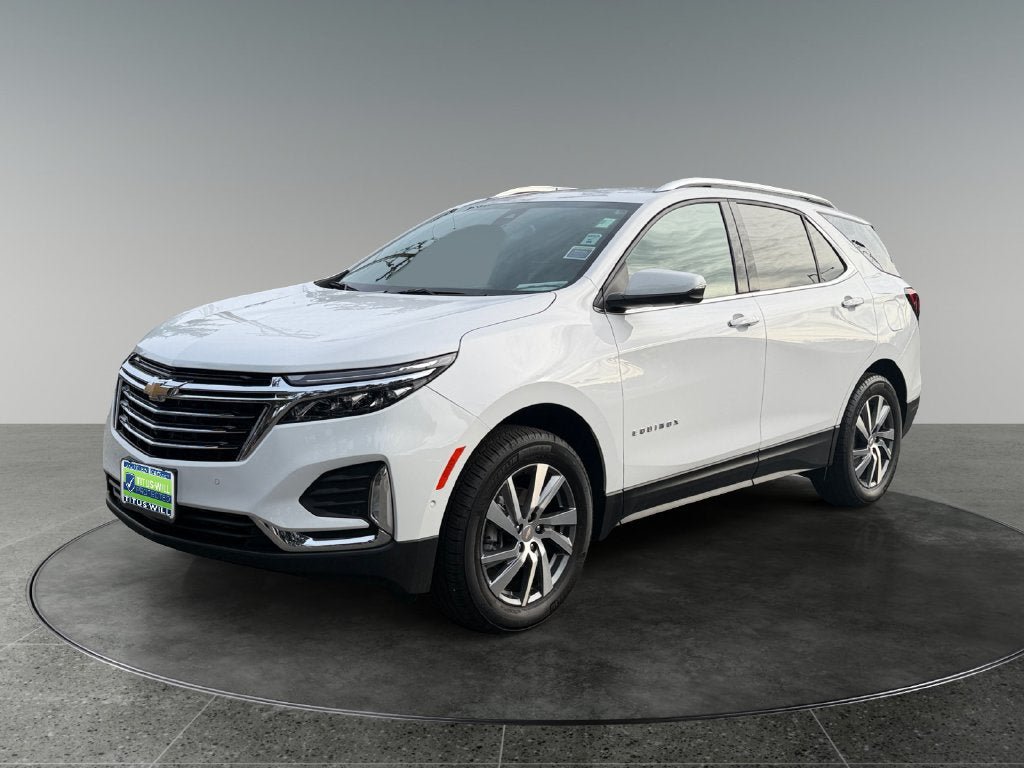 Used 2023 Chevrolet Equinox Premier AWD/4WD image 4