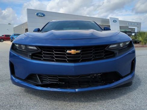 Used 2023 Chevrolet Camaro LT image 9