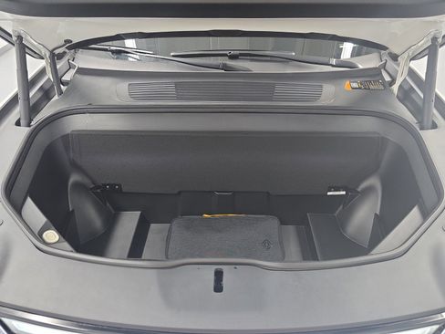 Used 2024 Rivian R1S Adventure image 14