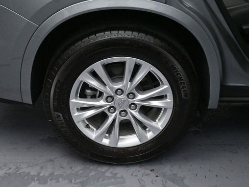 Certified 2025 Cadillac XT6 Luxury FWD image 34
