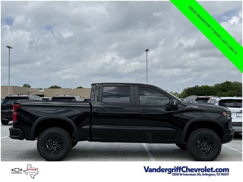 New 2026 Chevrolet Silverado 1500 ZR2 AWD/4WD image 3