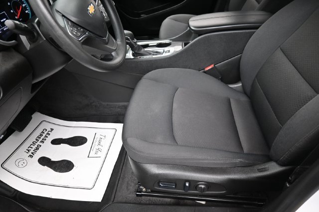 Used 2025 Chevrolet Malibu LT FWD image 15