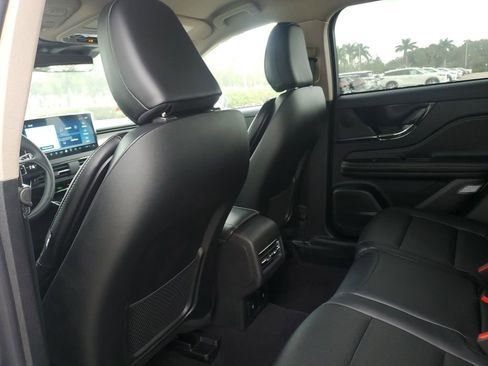 New 2026 Lincoln Corsair Premiere AWD/4WD image 10