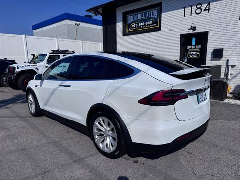 Used 2019 Tesla Model X Long Range AWD/4WD image 3