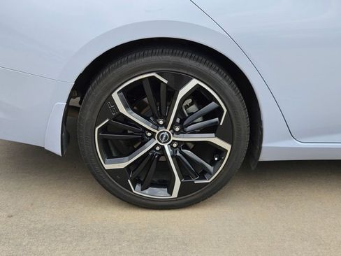 Used 2023 Nissan Altima 2.5 SR w/ SR Premium Package FWD image 20