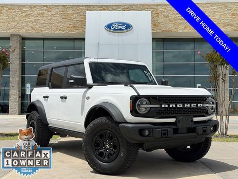 Used 2023 Ford Bronco Wildtrak AWD/4WD image 1