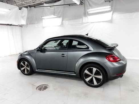Used 2012 Volkswagen Beetle 2.0T FWD image 2