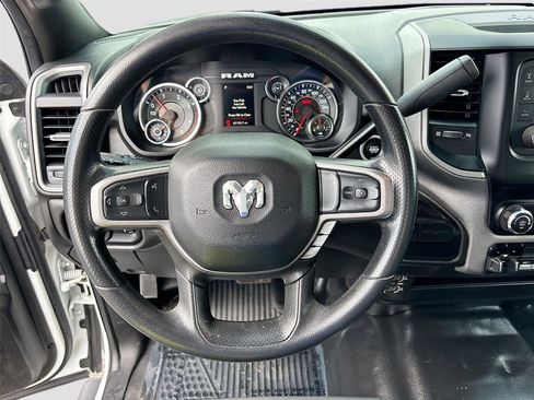 Used 2024 RAM 2500 Tradesman w/ Chrome Appearance Group AWD/4WD image 13