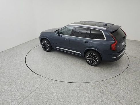 New 2026 Volvo XC90 T8 Plus w/ Protection Package AWD/4WD image 19