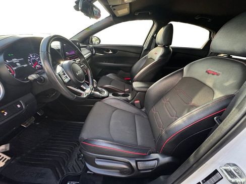 Used 2022 Kia Forte GT image 10