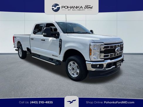 Certified 2025 Ford F250 XLT AWD/4WD image 4