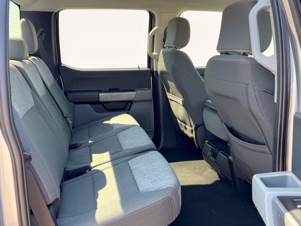 Used 2023 Ford F150 4x4 SuperCrew image 29