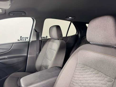 Used 2021 Chevrolet Equinox LT image 10