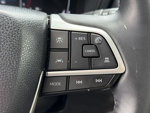 Used 2025 Toyota Grand Highlander FWD image 26