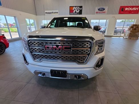 Used 2021 GMC Sierra 1500 Denali w/ Driver Alert Package II AWD/4WD image 3