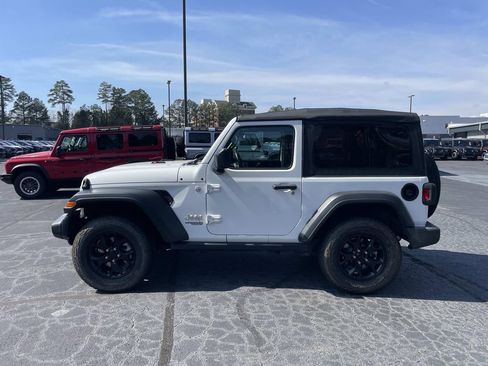 Used 2020 Jeep Wrangler Sport image 6