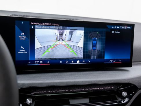 New 2026 BMW 330i xDrive Sedan w/ M Sport Package image 23