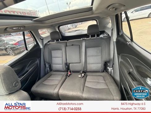 Used 2023 GMC Terrain SLE w/ Driver Convenience Package FWD image 17