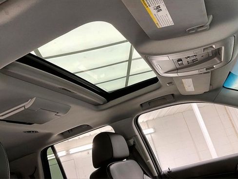 Used 2016 GMC Yukon SLT w/ Open Road Package image 13