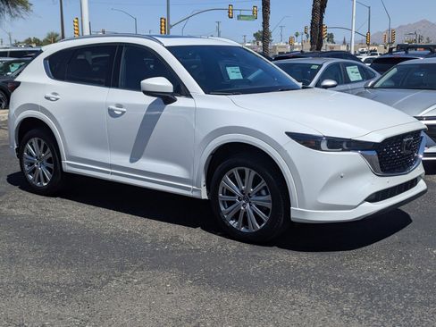 Used 2022 MAZDA CX-5 Signature AWD/4WD image 1