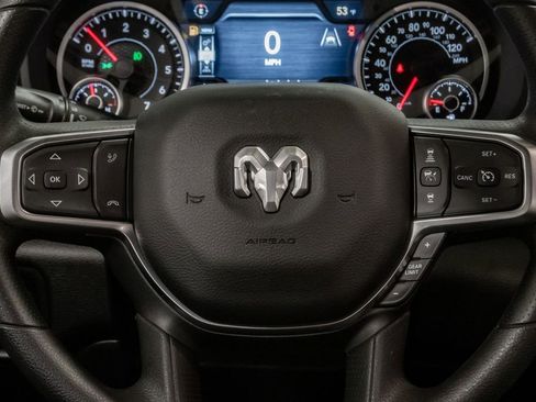 New 2026 RAM 1500 Express AWD/4WD image 16