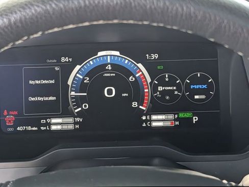 Used 2023 Toyota Sequoia Capstone RWD image 23