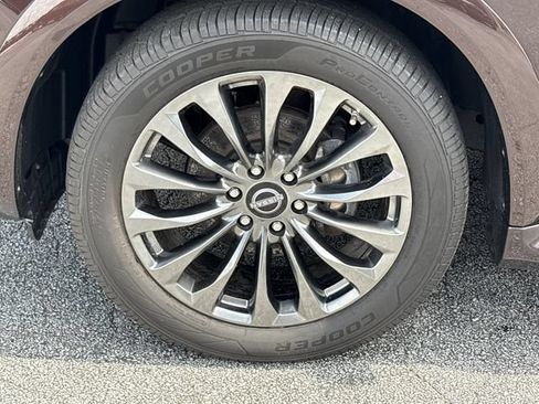 Used 2021 Nissan Armada Platinum w/ Captain's Chairs Package RWD image 28