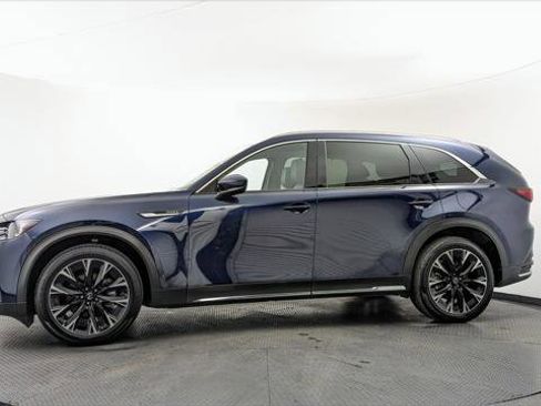 Used 2024 MAZDA CX-90 Plug-In Hybrid w/ Premium Pkg AWD/4WD image 3