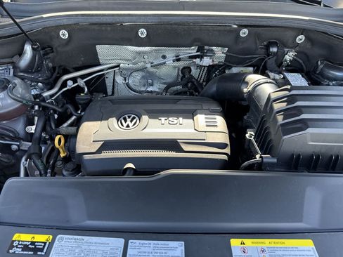 Used 2023 Volkswagen Atlas SE w/ Panoramic Sunroof Package FWD image 21