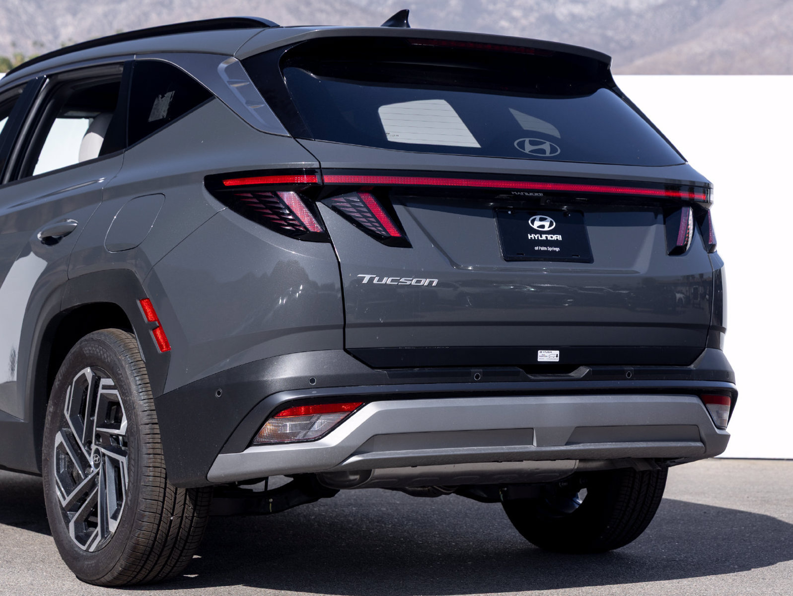 New 2026 Hyundai Tucson Limited FWD image 5