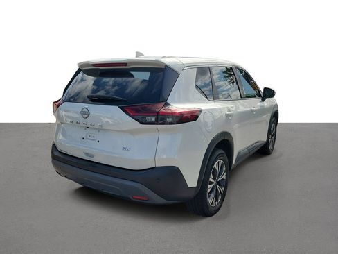 Certified 2022 Nissan Rogue SV FWD image 3