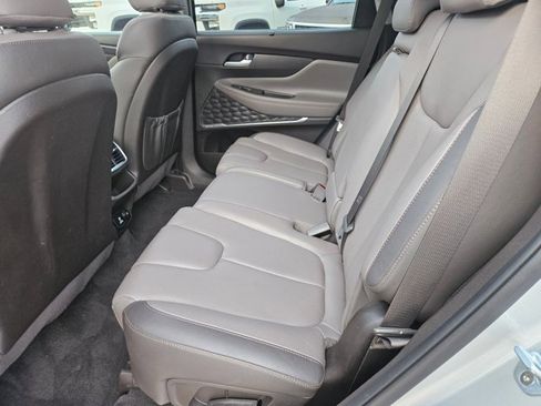 Used 2019 Hyundai Santa Fe FWD image 11