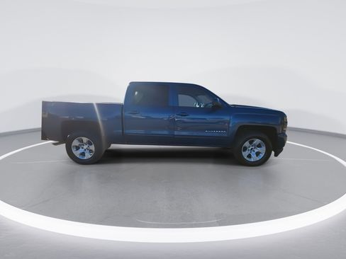 Used 2018 Chevrolet Silverado 1500 LT w/ All Star Edition image 9