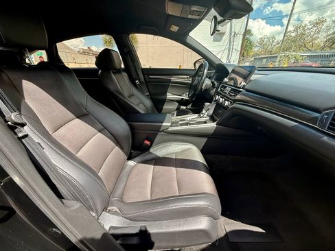 Used 2020 Honda Accord Sport image 12