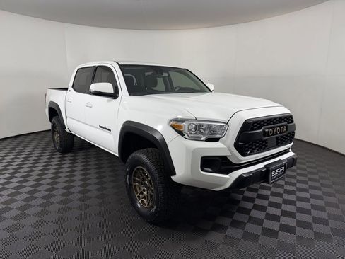 Used 2023 Toyota Tacoma 4x4 Double Cab w/ Trail Edition image 4