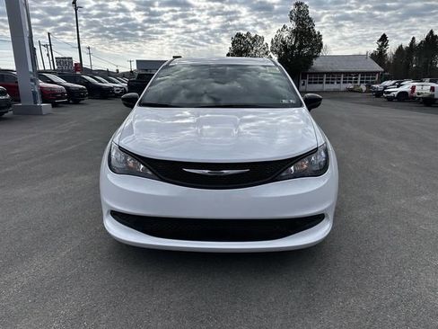 New 2026 Chrysler Voyager LX FWD image 8