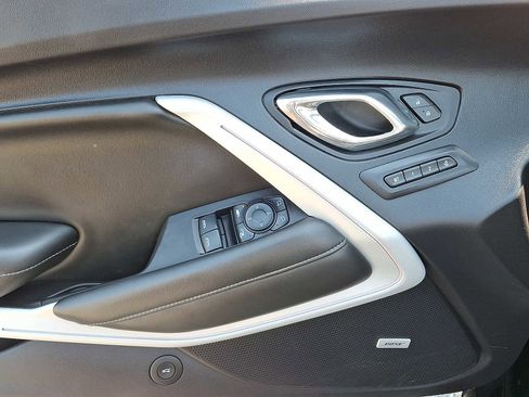 Used 2016 Chevrolet Camaro SS image 11