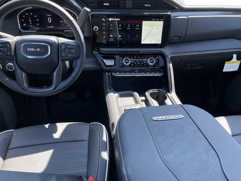 New 2026 GMC Sierra 2500 AT4X w/ AT4X AEV Edition AWD/4WD image 17