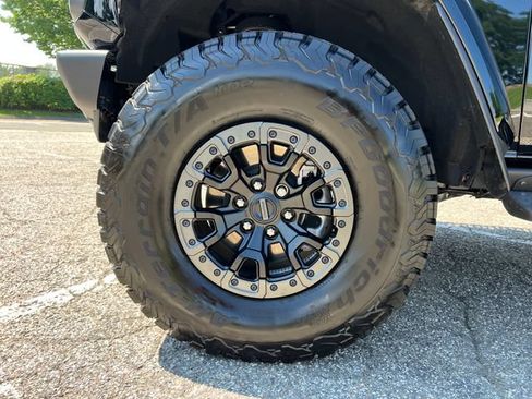 Used 2025 Ford Bronco Raptor AWD/4WD image 17