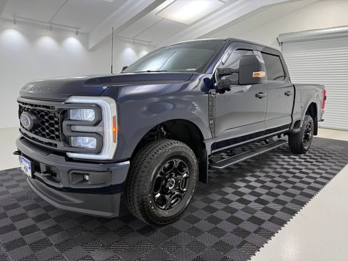 Used 2025 Ford F250 XL w/ STX Appearance Package AWD/4WD image 3