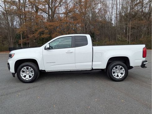 Used 2022 Chevrolet Colorado LT w/ Fleet Safety Package image 12